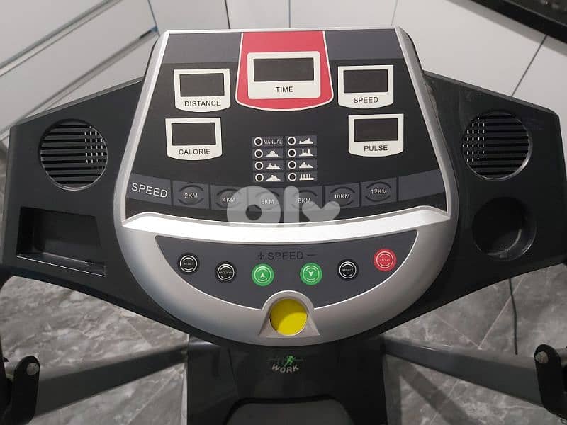 Treadmill- almost new 0