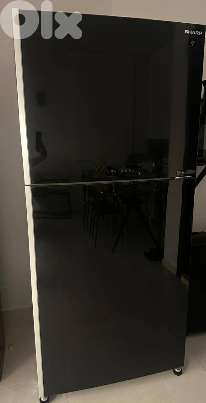 Black fridge (From Sharp 69 black) 0