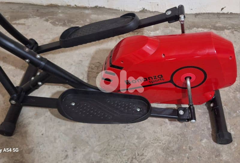 New elliptical Bonanza Sport b 130$ 4