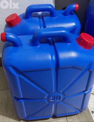 tanak zeit zaytoun 3aser lseneتنك زيت زيتون عصر الستة