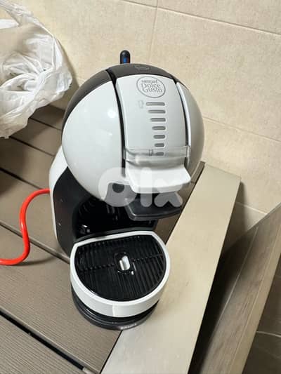 Dolce Gusto Coffee Machine