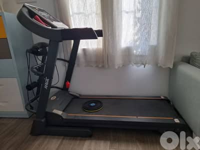 European Treadmill bearely used like new
