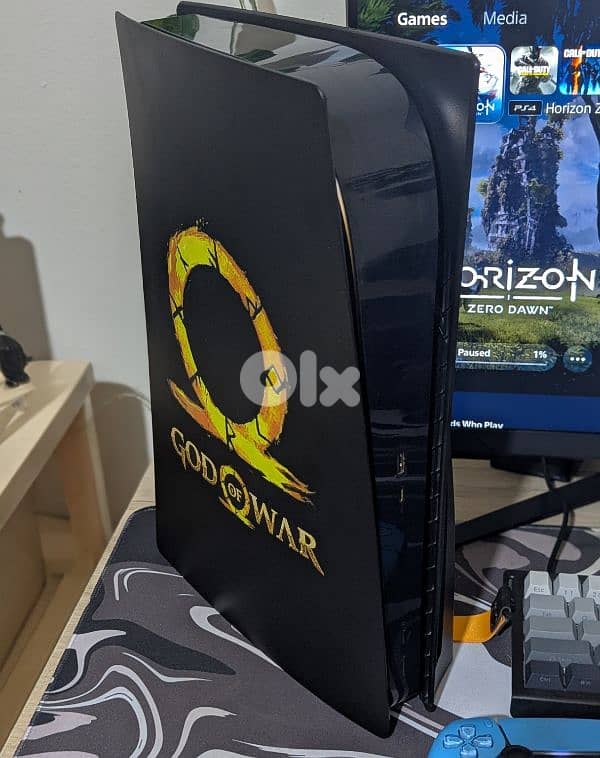 PS5 BLACK WITH 3 GAMES 3