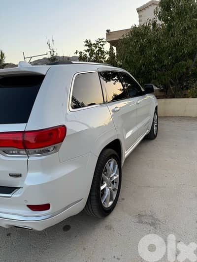 Jeep Grand Cherokee 2016