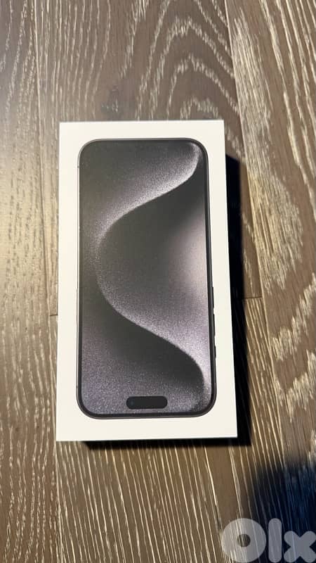 iPhone 15 pro black 0