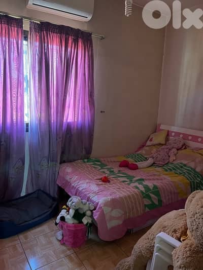 bed room for sale $200! bed + closet + desk