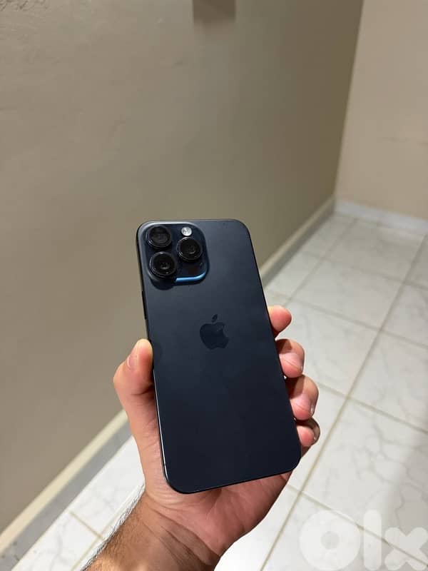 iPhone 15 pro max 256GB ESIM 2