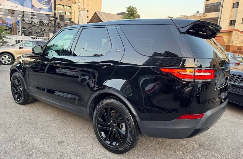 Land Rover Discovery 2019 0