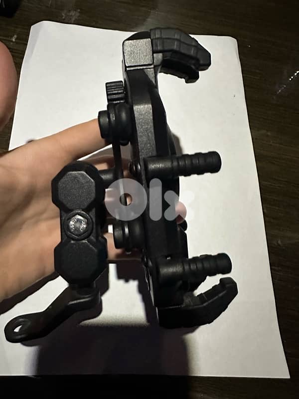phone holder for motorcycles 2