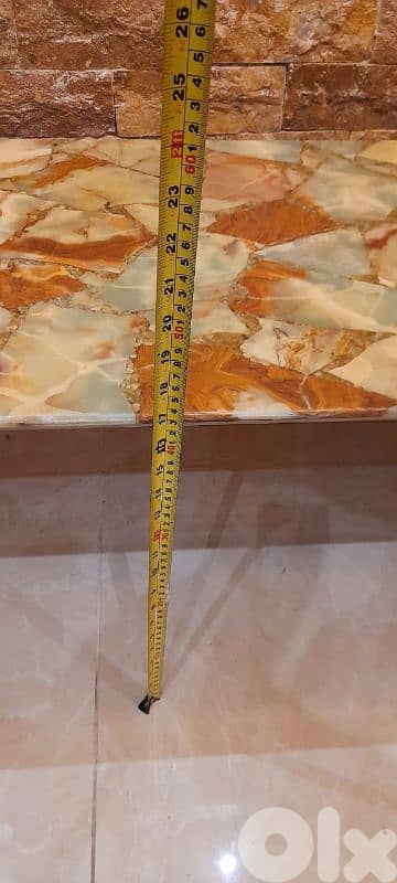 طاولة رخام وقاعدة برونز 1