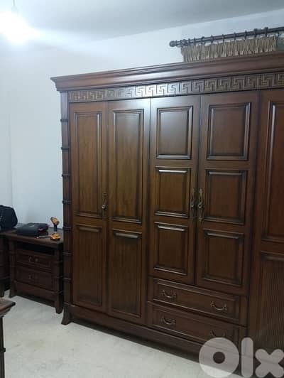 Complete Bedroom Set – Good Condition - Free Mattress