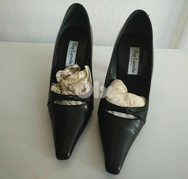 Guy Laroche shoes (knot) - Not Negotiable 0