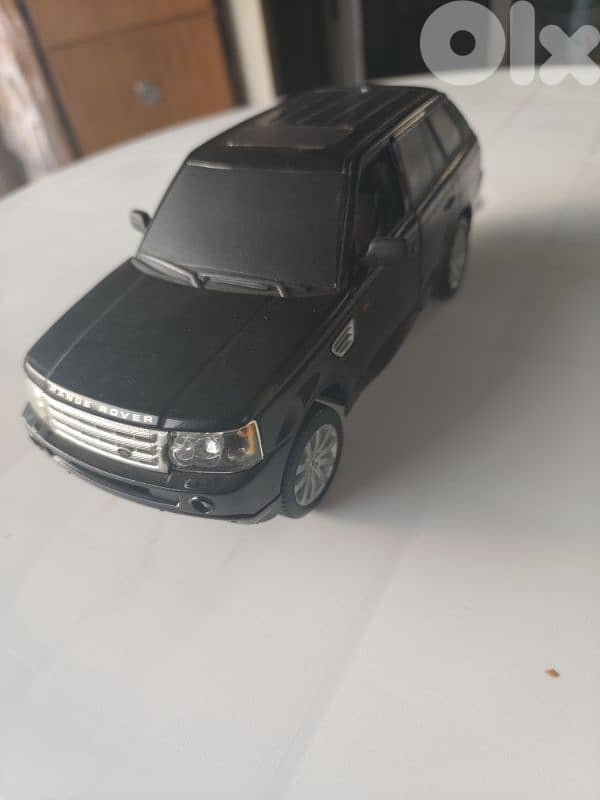 Bburago  Bburago RANGE ROVER SPORT 1:18 3