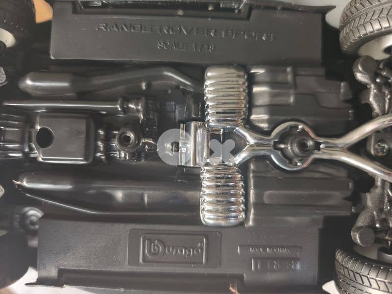 Bburago  Bburago RANGE ROVER SPORT 1:18 6