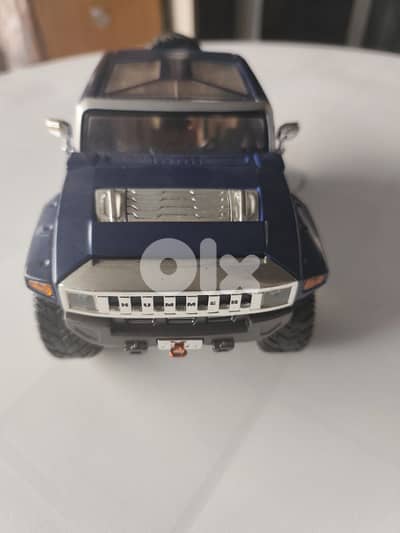 maisto 1/18 hummer hx,dark blue