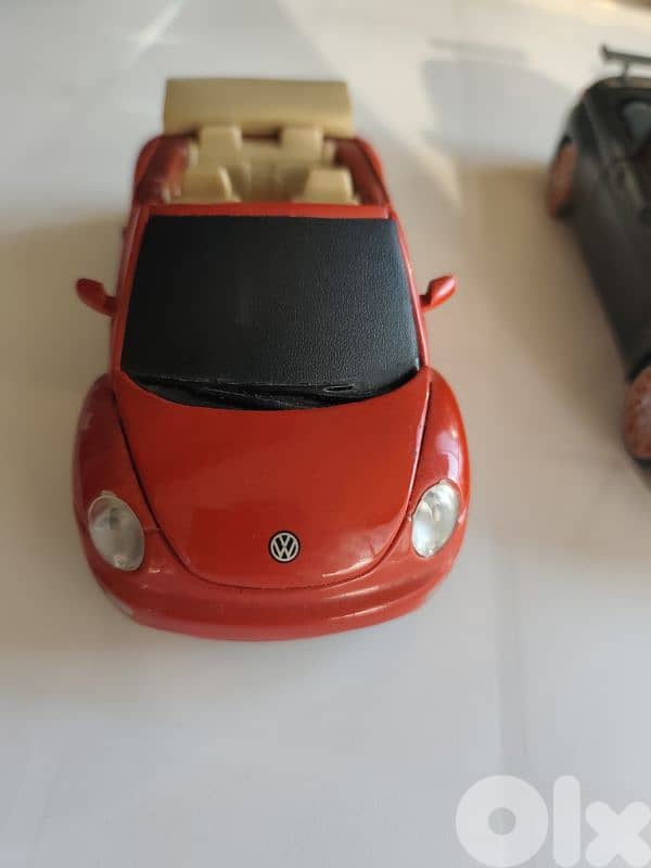 maisto 1/24, 4 cars,new beetle,nissan gtr,mercedes amg gt,bmw m4-gts 4