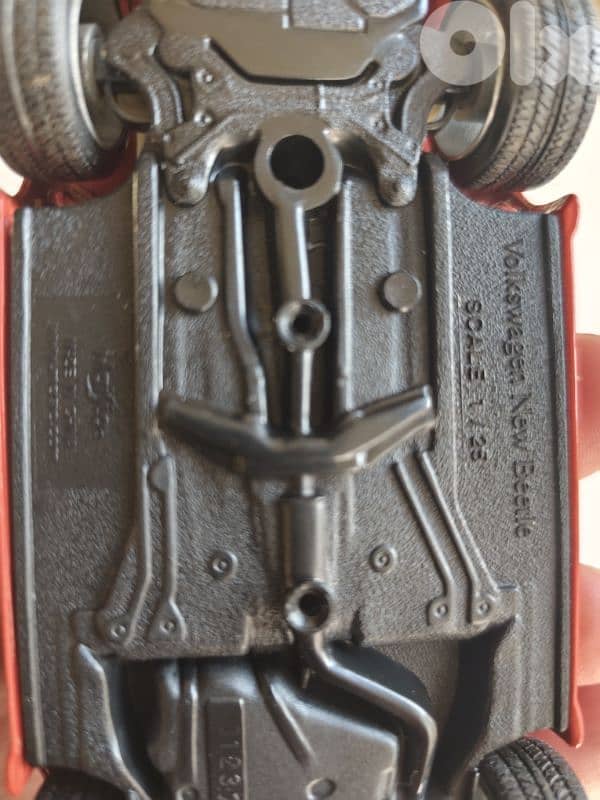 maisto 1/24, 4 cars,new beetle,nissan gtr,mercedes amg gt,bmw m4-gts 12