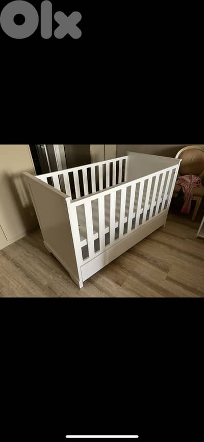 Baby crib
