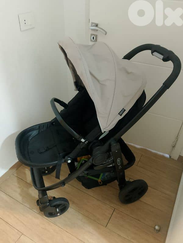 Stroller + 2 car seats 3