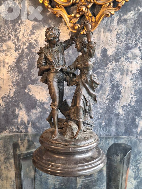 Didier Debut bronze statue 1