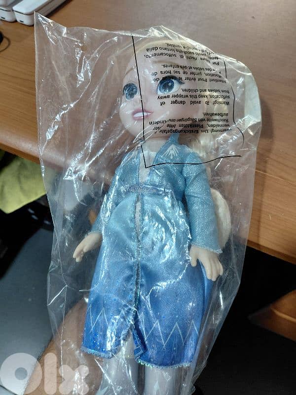 disney frozen 2 elsa adventure lutka 38cm 3