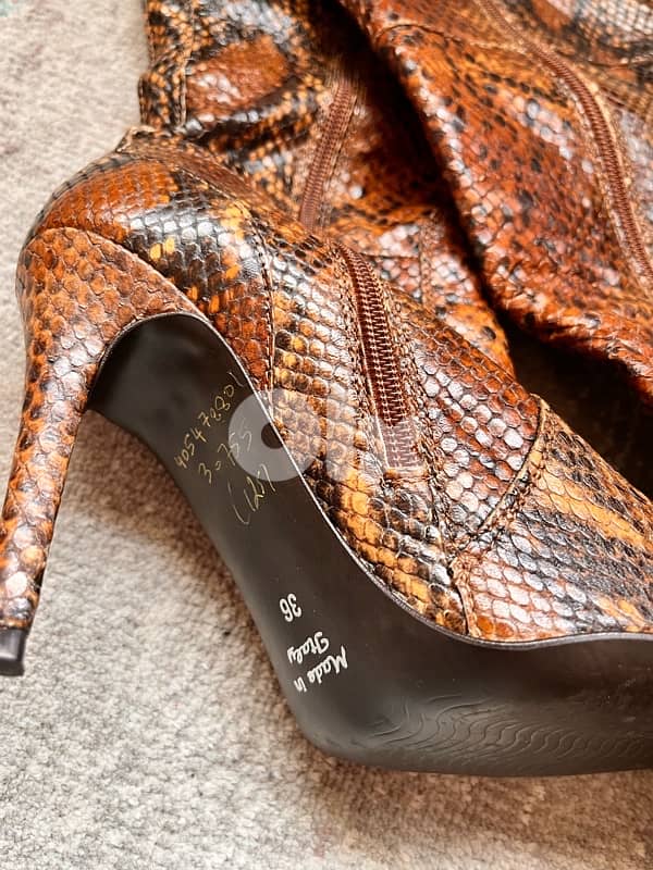 Italian boots like new 4