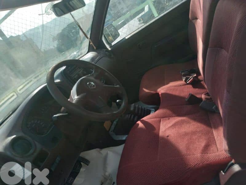 نيسان فور ويل( 4×4) 2