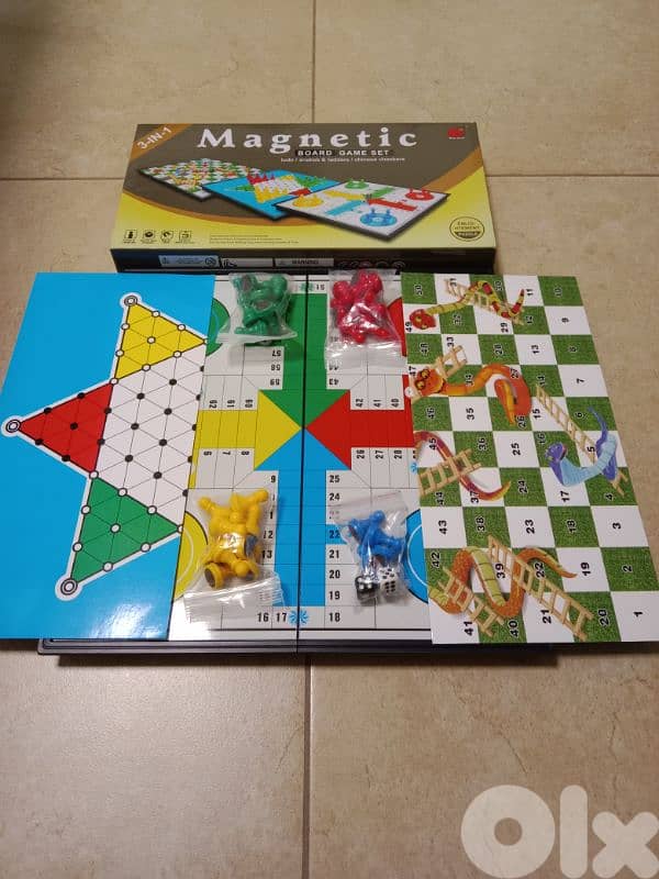 3 in 1 magnetic game سلم وحية 1