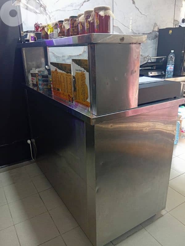 used fridge for cafe or restaurant 2