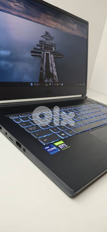 GAMING MSI SFEALTH COR I7-11375H /16gb ram /512gb nvme /RTX 3060 8