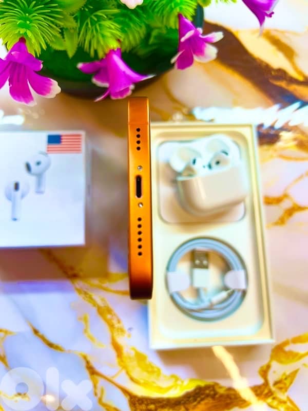 iphone 11 128 gb usa  original look 17 pro max 4