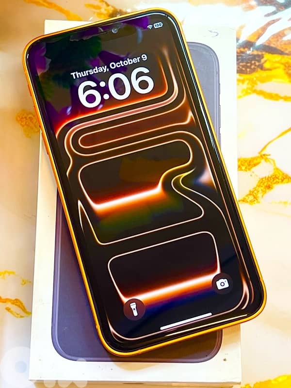 iphone 11 128 gb usa  original look 17 pro max 7