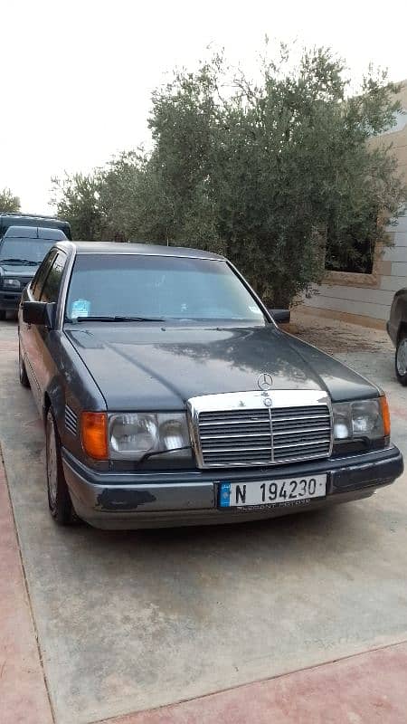 مرسيدس بنز 240/260/280 1993 0