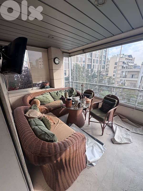 Spacious Apartment For Sale In A Prime Location. 0