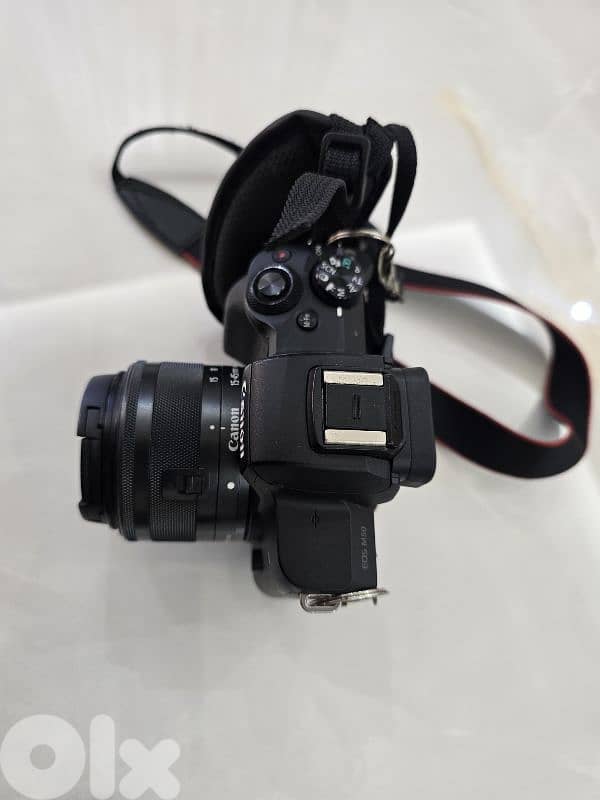 canon eos m50 with alot of accessories 0