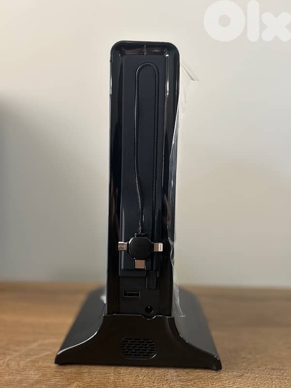 TABLE ADVERTISING PLAYER 3