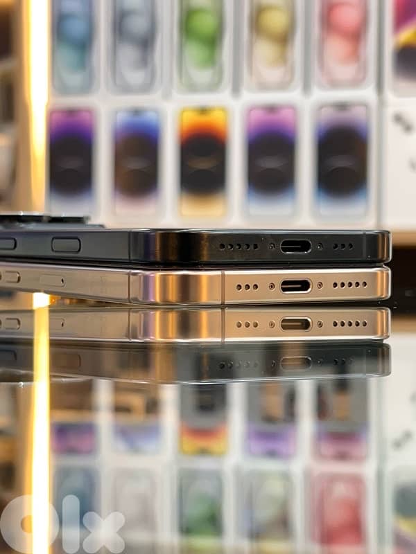 Iphone 16 Pro - 256GB - 128GB 3