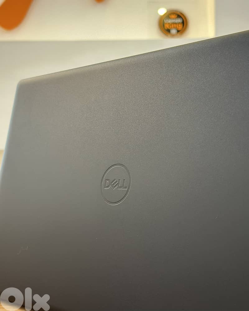 DELL INSPIRON 15 3535 RYZEN 7 7730U VGA RADEON 15.6” FHD TOUCHSCREEN 3