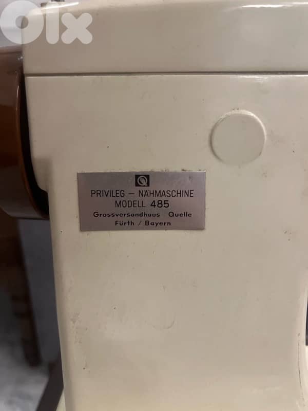 Privileg 485 german heavy duty electric sewing machine 4