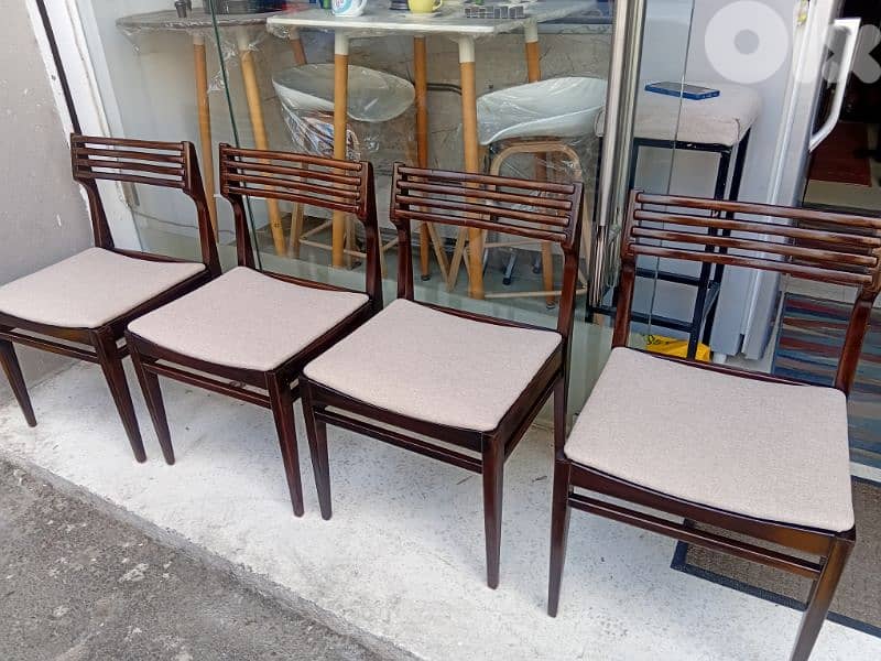 كرستين خشب مسيف شبه جديد 0