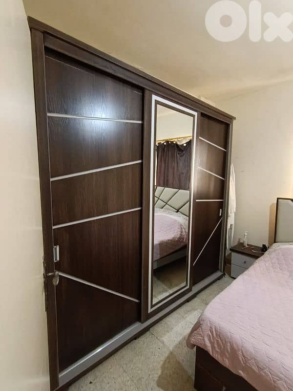 غرفة نوم مع فرشة 3