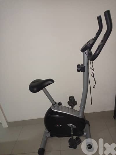 Spinning bike/ exercise bike