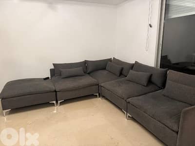 غرفة جلوس كامله و 6 كراسي سفره