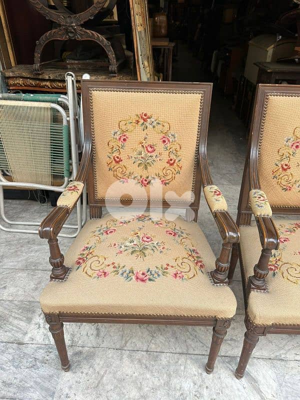 french feauteuil aubusson x2 كنب فوتوي صالون عدد ٢ اوبيسون 1