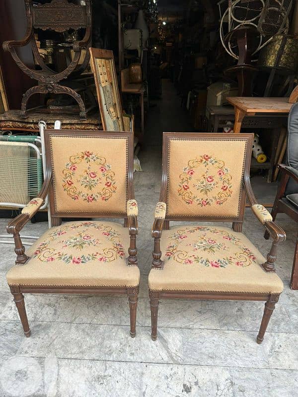 french feauteuil aubusson x2 كنب فوتوي صالون عدد ٢ اوبيسون 2
