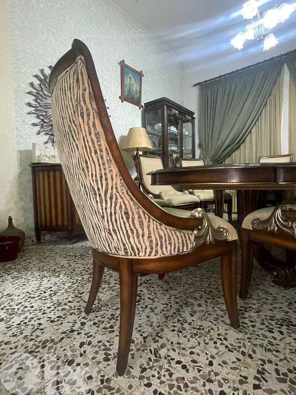 طاولة سفرة ٨ كراسي 1