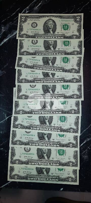 $2 Bill. Uncirculated 10 Consecutive Serial Numbers 0