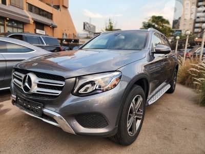 2018 Mercedes-Benz GLC 300 4Matic (CLEAN CARFAX)