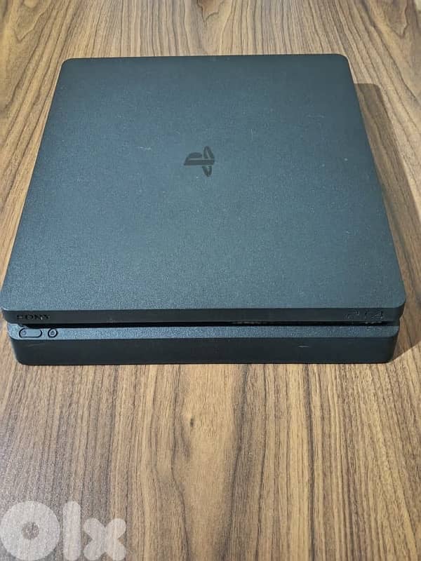 ps4slim 1tb two original consoles 1