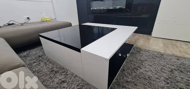 Modern table